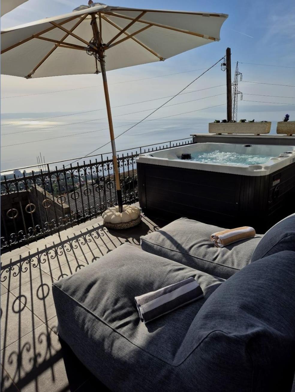 Holliday Home Alida With Jacuzzi Podgora Eksteriør billede