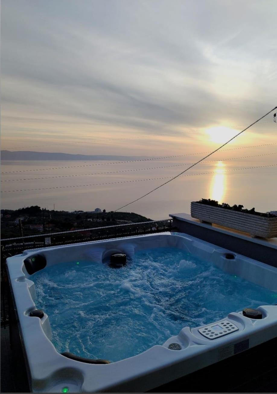 Holliday Home Alida With Jacuzzi Podgora Eksteriør billede