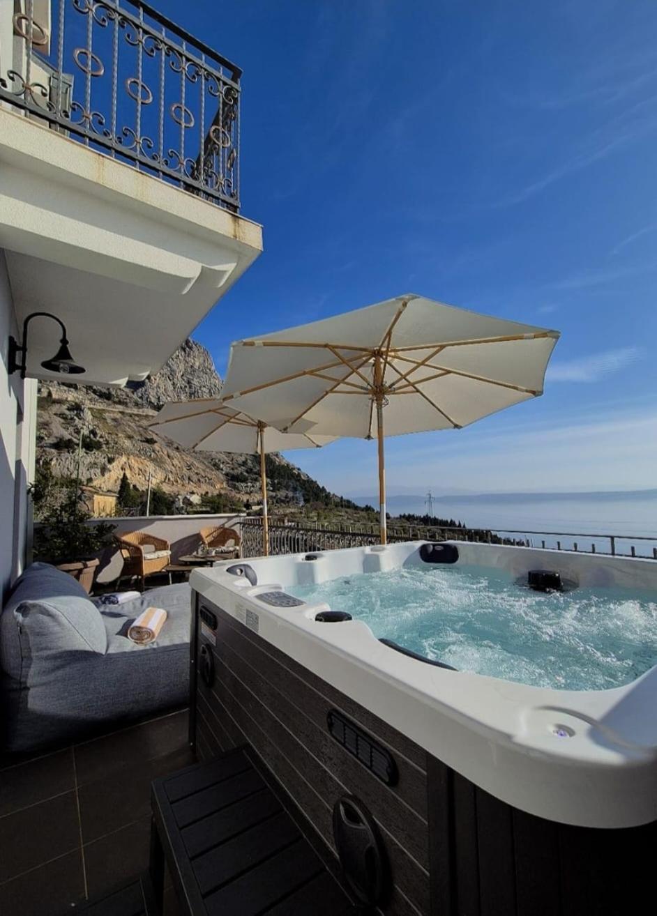 Holliday Home Alida With Jacuzzi Podgora Eksteriør billede